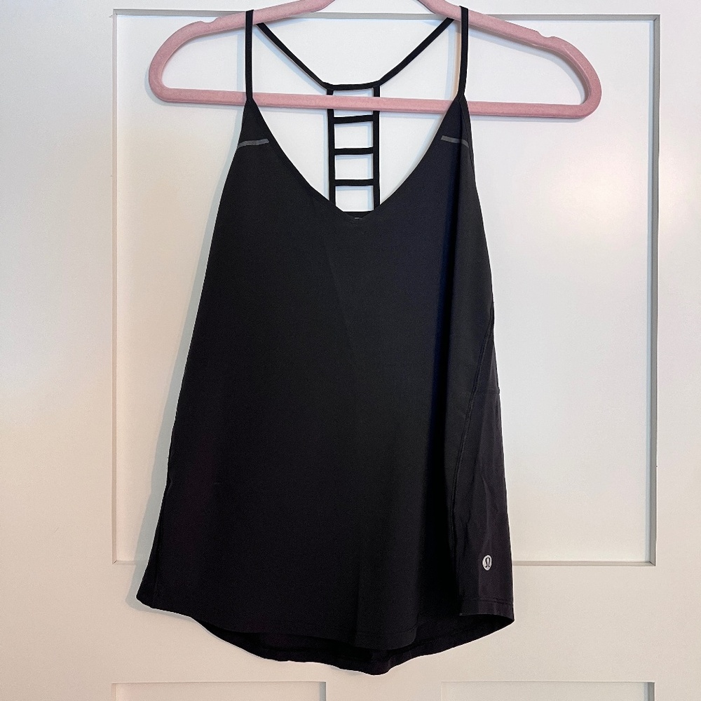 EUC Lululemon Black Workout Tank Top Womens Sz. 4